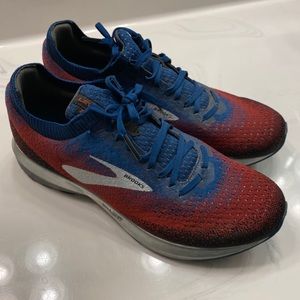 Men’s Brooks Levitate 2 Size 11.5